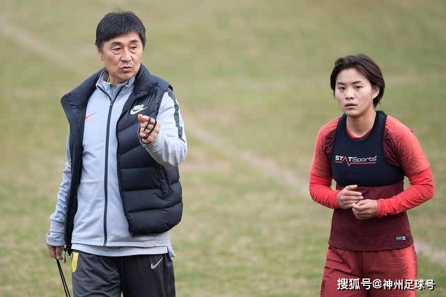 独行侠锁定西部第5首轮战快船 尼克斯逆转篮网